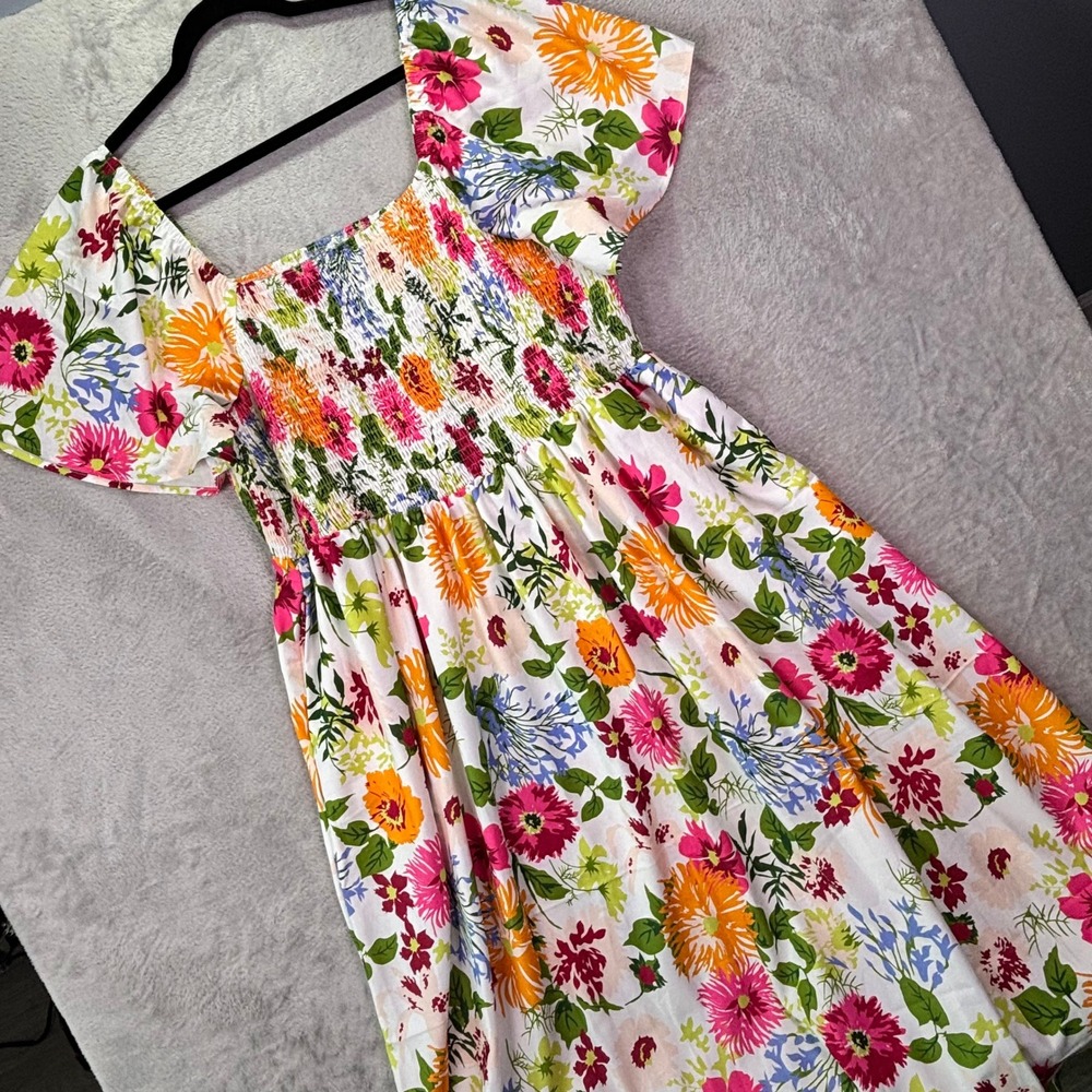 NWT Bloomchic Women Dress 22-24 Multicolor Floral Smocked Flutter Sleeve Maxi
